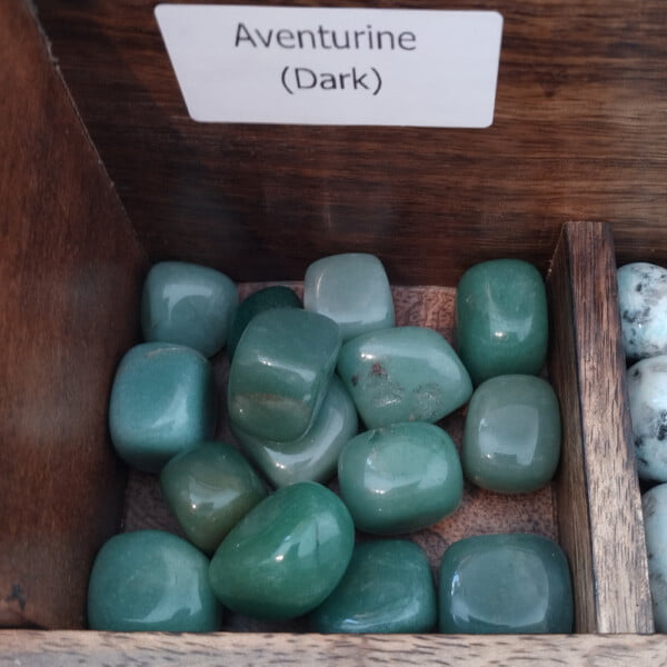 Aventurine-Dark