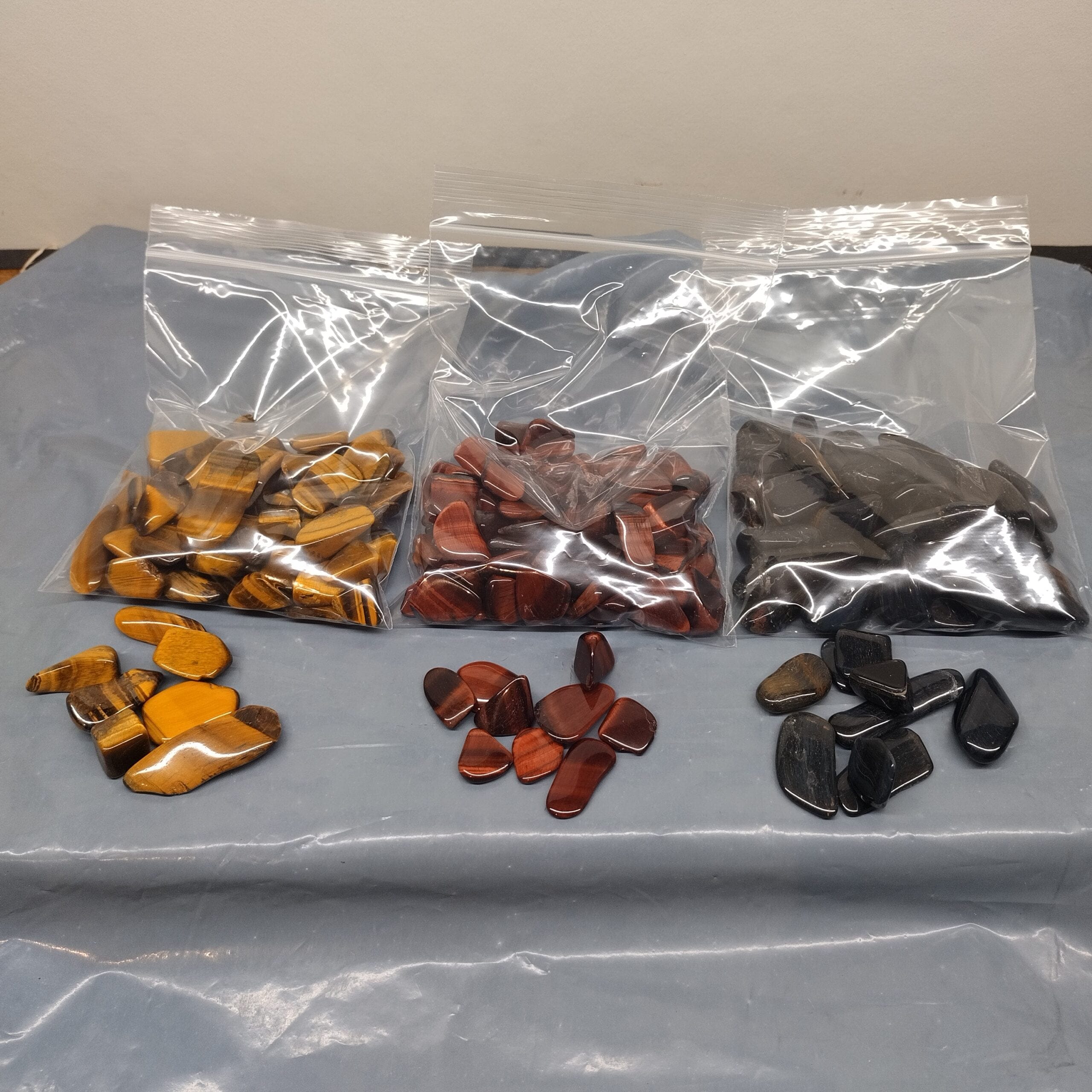 100g Tiger Eye Tumble Stones Red Gold Blue 10-25mm